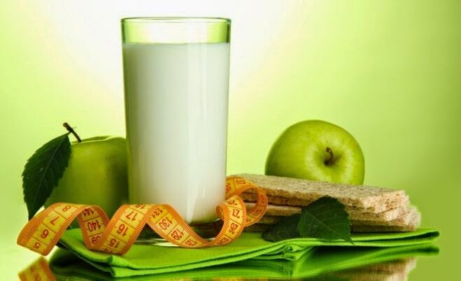 Een wekelijks dieet op kefir kan worden aangevuld met appels