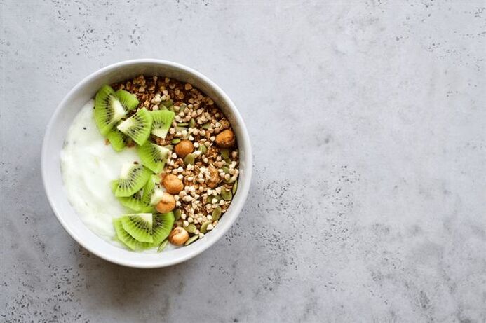 boekweitpap met yoghurt en fruit